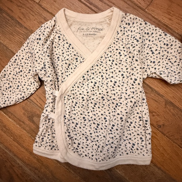 Fin & Vince Organic Cotton Shirt - Picture 3 of 5